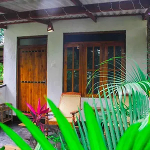 https://manju-homestay.kandyhotelsnow.com