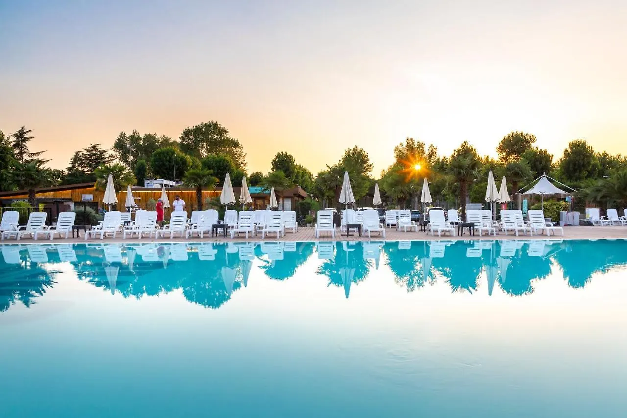 Hu Venezia Camping In Town Μαργκέρα