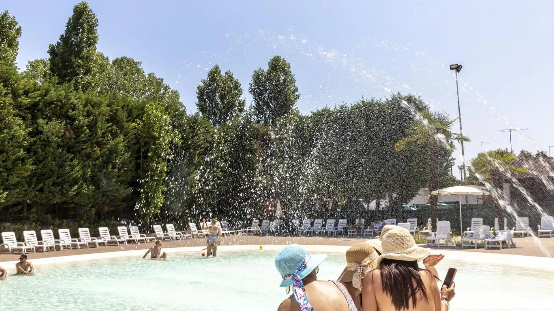 Hu Venezia Camping In Town Marghera