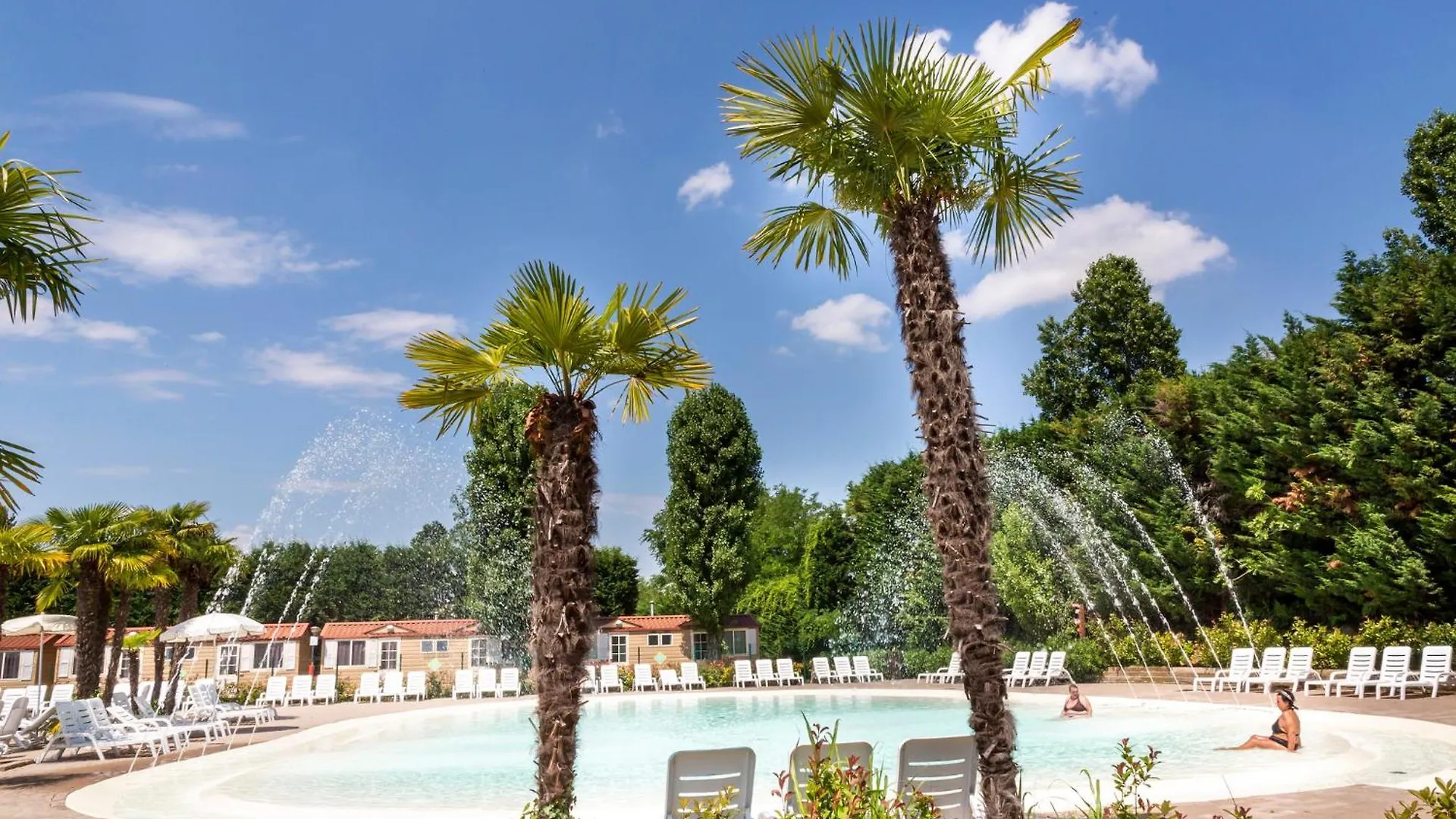 Campsite Hu Venezia Camping In Town Marghera