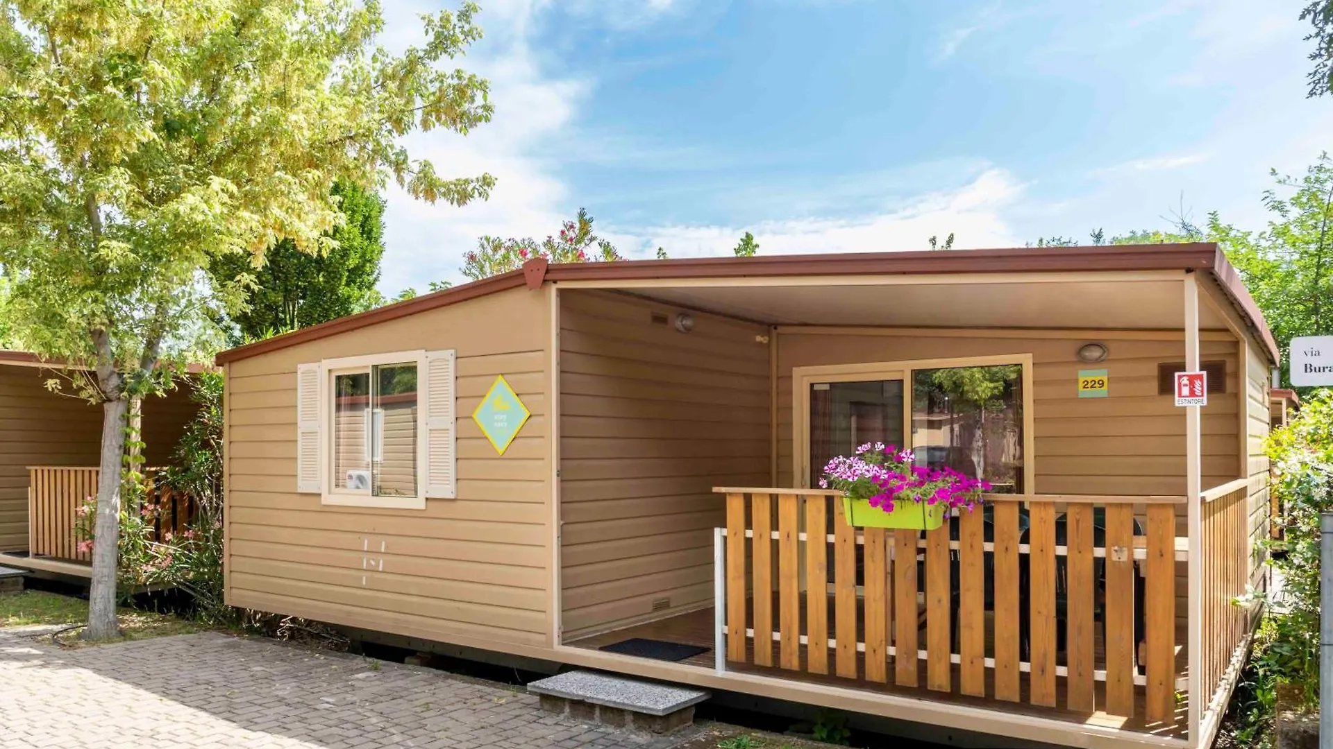 Hu Venezia Camping In Town Marghera 3*,
