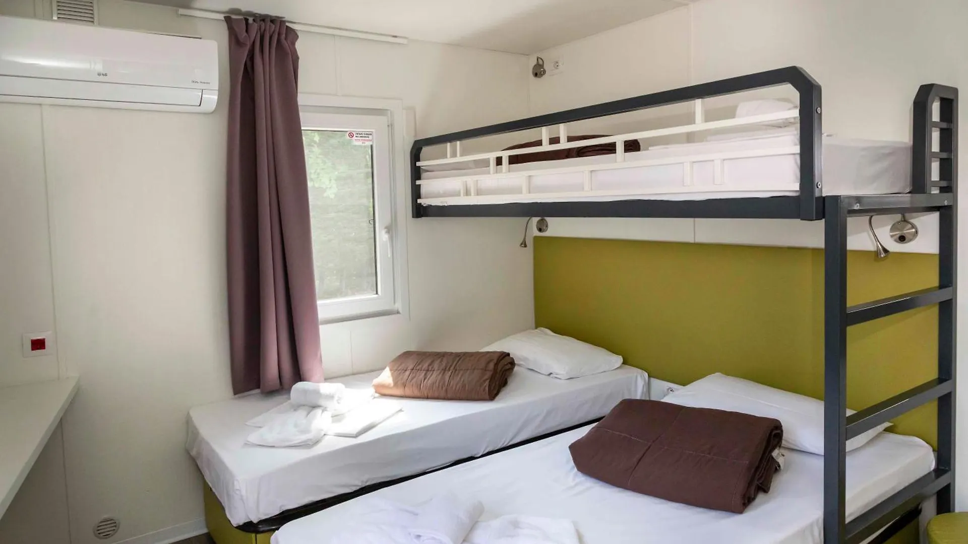 Hu Venezia Camping In Town Marghera Campsite