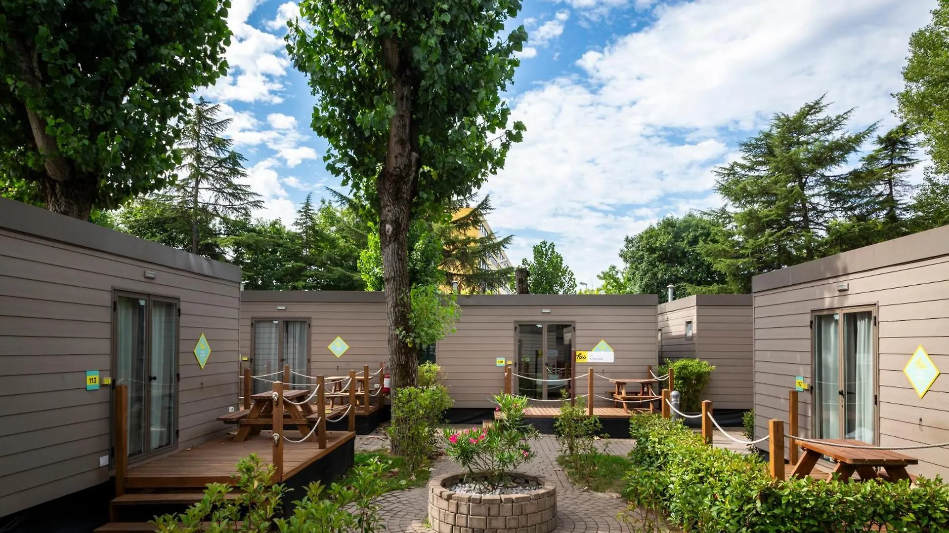 Hu Venezia Camping In Town Marghera 3*,